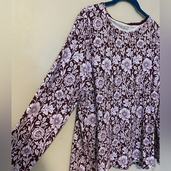 Talbots Long Sleeve Tee Burgundy floral vines Sz 2x - Picture 7 of 9